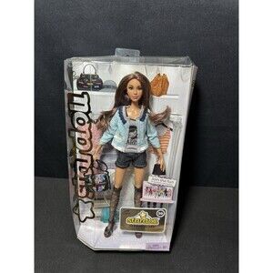 Stardoll 2011 Mattel Barbie Bonjour Bizou Doll – New in Box NIB Collector